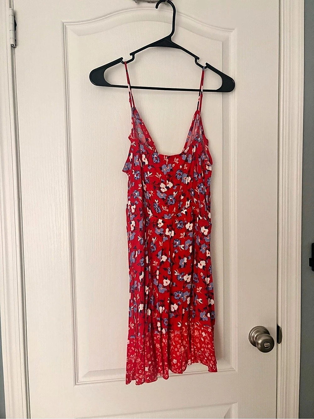 Express Floral Maxi Dress in Red Size Medium